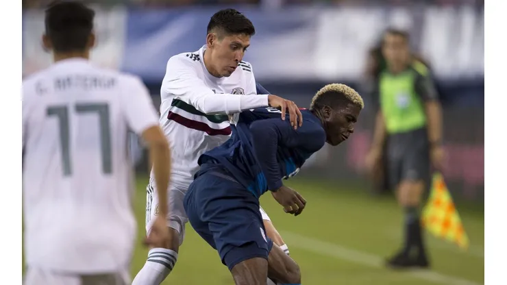 Edson Álvarez tildó a Miazga de cobarde