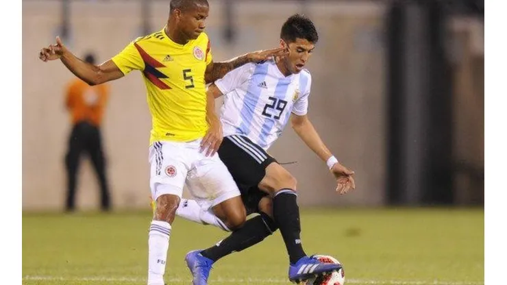 No habrá romance ni distracción que saque a Exequiel Palacios de la Selección Argentina