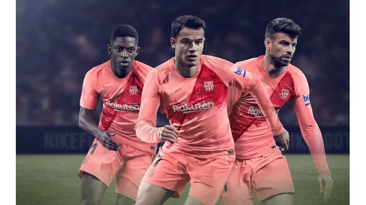 Barcelona quiso imitar al Real Madrid y presentó su nueva indumentaria pero hizo el ridículo