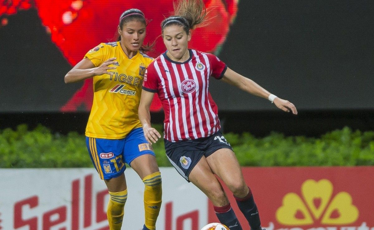 La pelea entre Chivas y Tigres en el Femenil deja a cuatro jugadoras ...