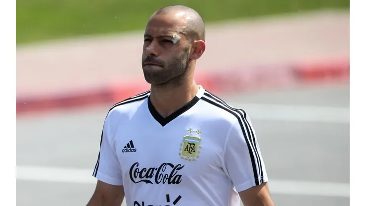 Desde China: Mascherano no se quiso perder Argentina-Colombia