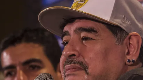 Maradona le pegó a la Federación