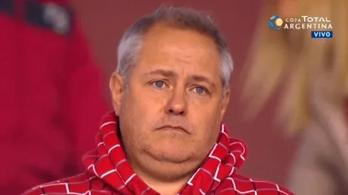 Decepción total en las caras de los hinchas del Rojo.