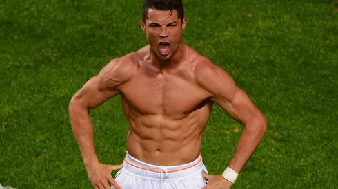 "Cristiano Ronaldo se miraba al espejo desnudo y decía: 'Qué bello que soy, Messi no luce así'"