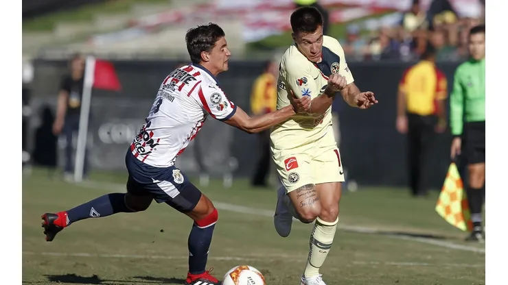 A MANO. Rojiblancos y águilas carecieron de precisión. (Foto: Mexsport).