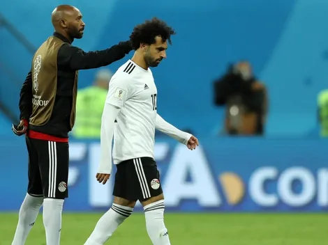 Esta noche no duerme: Salah ejecutó dos penales y falló los dos