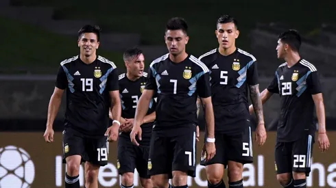 Foto de los jugadores de Argentina ante Guatemala.