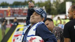 Diego Maradona durante un partido de Dinamo Brest.