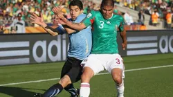 ENFRENTE. Ya jugó contra el Tri varias veces con Uruguay.