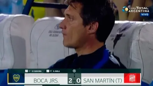 Guillermo, petrificado en el banco.