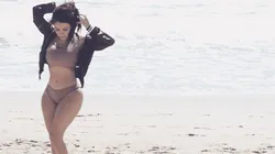 De espaldas, con un pantalón super ajustado y una mirada seductora, Jimena Sánchez revolucionó Instagram