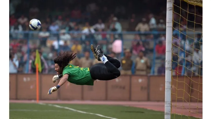 Se cumplen 23 años del "escorpión" e Higuita lo festejó en las redes