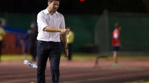 Pereyra reclamó por los certificados