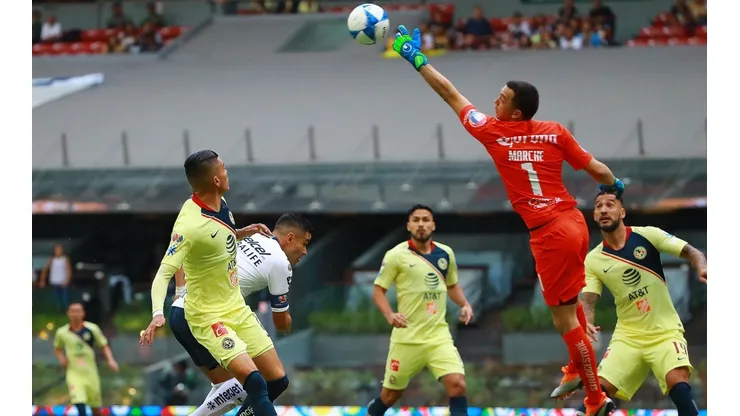Marchesín y una terrible chilena