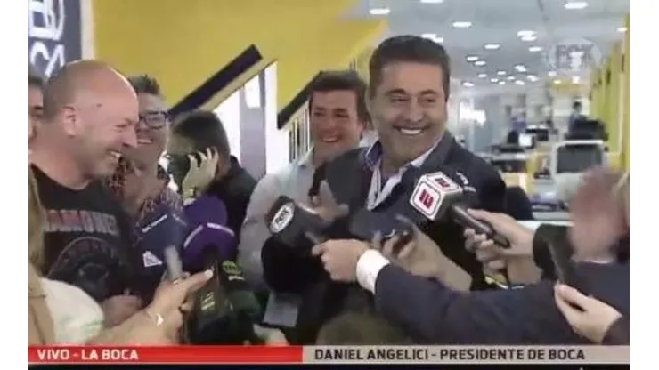 Boca: la insólita gambeta de Angelici cuando le preguntaron por la continuidad de Guillermo