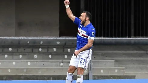 Fabio Quagliarella siempre marca golazos.