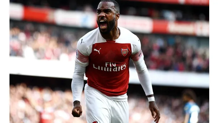 Lacazette salvó al Arsenal de Emery del papelón