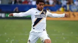 Golazo de Jonathan Dos Santos en la derrota de Los Ángeles Galaxy.