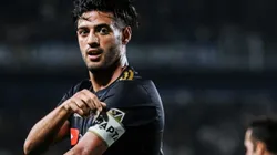 Vela anotó dos goles en Toronto.