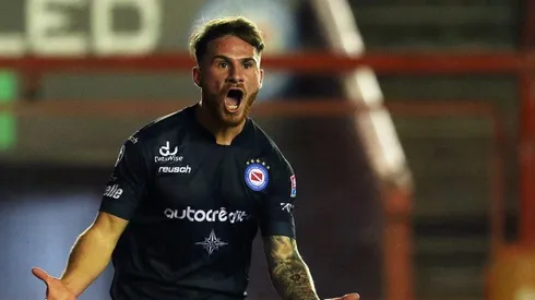 Argentinos ganó su primer partido en el torneo.