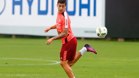 El joven atacante se desvinculó de Argentinos Juniors hace algunas semanas.