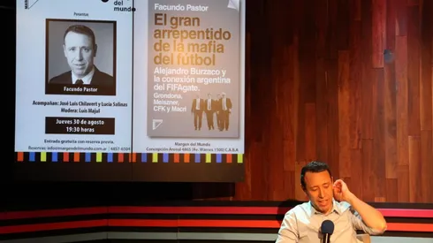 Facundo Pastor presentó "El gran arrepentido", un libro sobre los negociados de la Fifa y Conmebol.