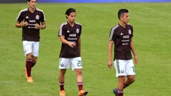 Diego Lainez y Roberto Alvarado con la Selección Mexicana.