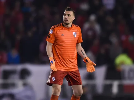 La pesadilla de Coudet: Armani voló y cerró el arco ante Zaracho