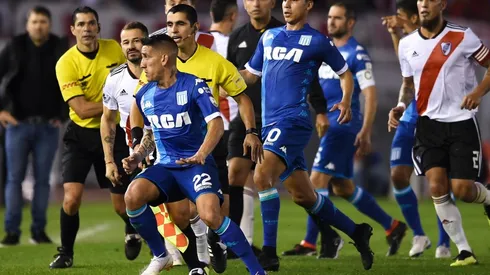 Enzo Pérez lo cargó, Centurión lo fue a pelear y el árbitro los expulsó a los dos