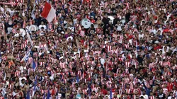 La hinchada exige títulos