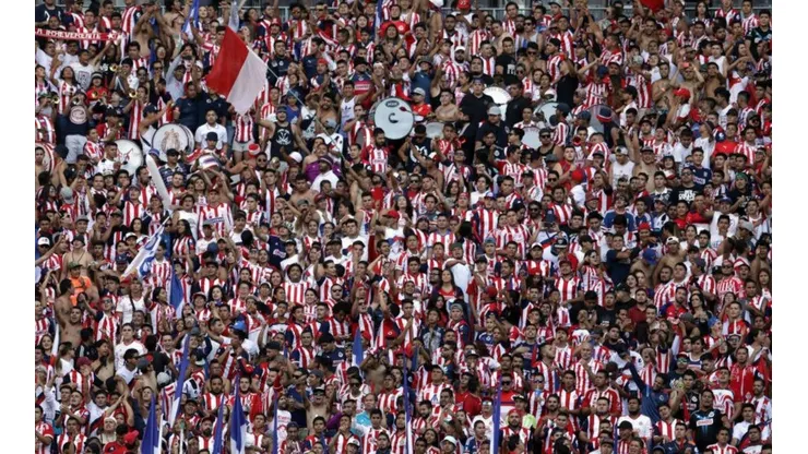 La hinchada exige títulos