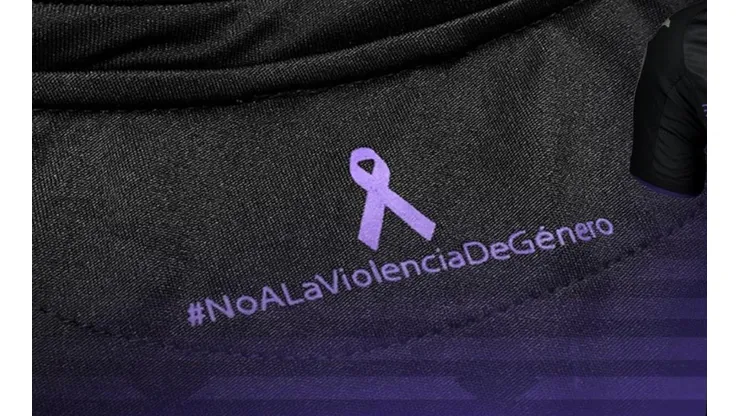 En La Liga de España habrá una camiseta contra la violencia de género