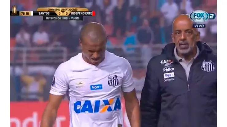 ¡Ovación para Carlos Sánchez!