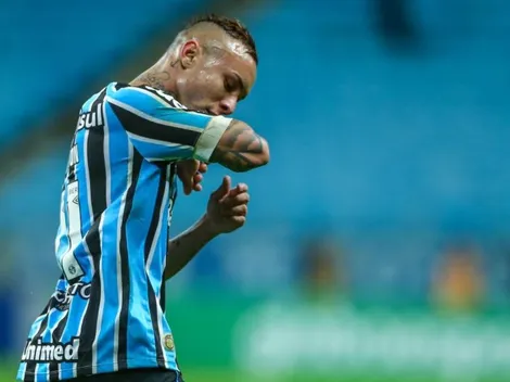 Éverton abrió la cuenta para Gremio con una pincelada