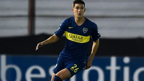 Leonardo Balerdi con la camiseta de Boca.