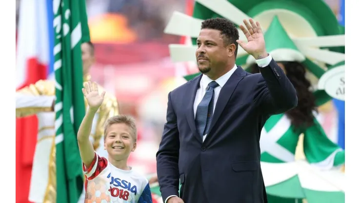 ¡Felicitaciones! Ronaldo, nuevo dueño del Valladolid