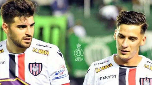 La camiseta de Chacarita de la que todos se burlan y se hizo viral