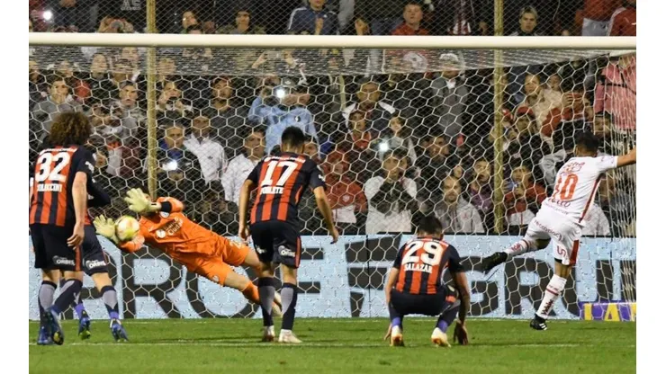 ¡Heróico! Navaro y una gran atajada