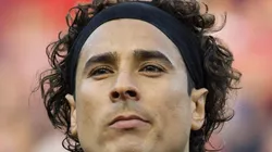 Memo Ochoa tiene nuevo look