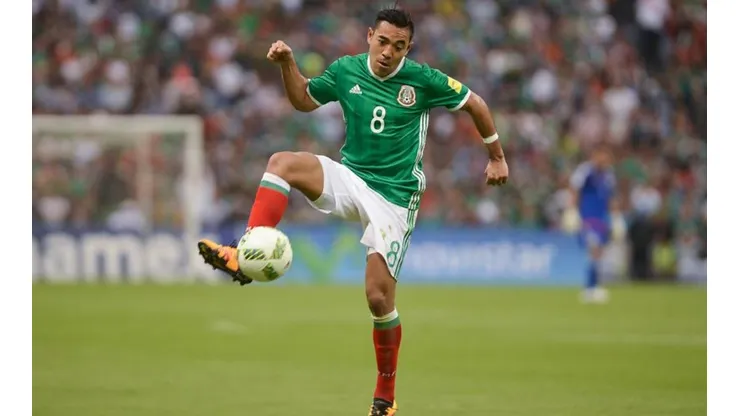 El volante podría regresar a jugar en Chivas / Foto: Jam Media