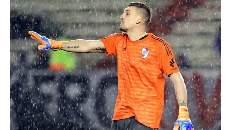 Armani recibió el reconocimiento de Fifa tras su nuevo récord en el arco de River.