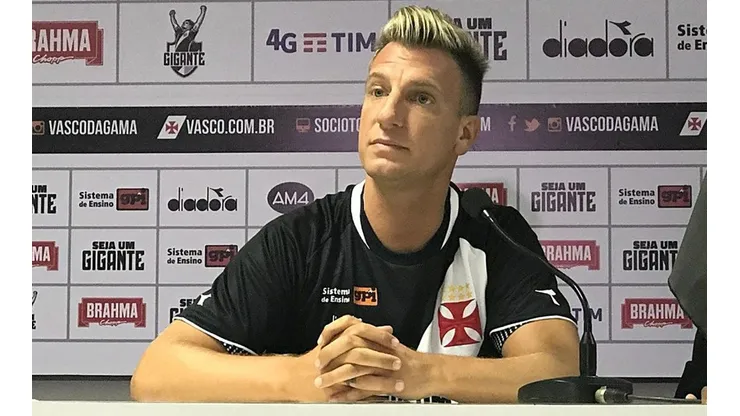 Maxi López jugó en modo dios y metió un gol y dos asistencias