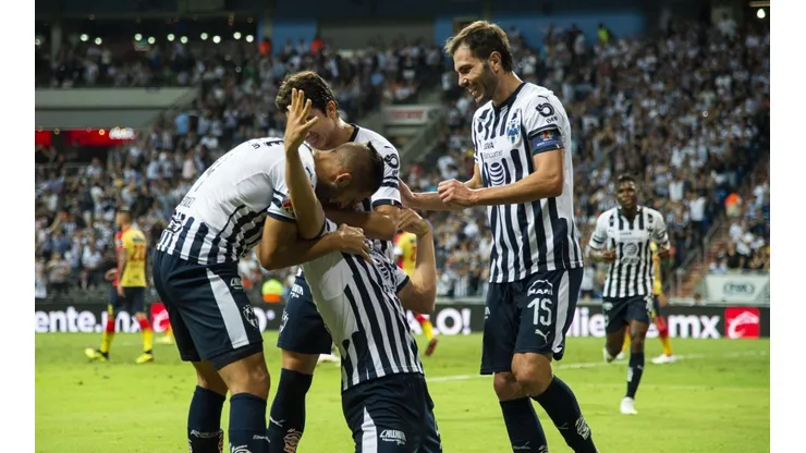 Monterrey celebrando en el partido ante Morelia.