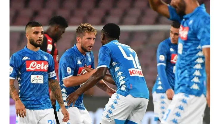 CELEBRAN NAPOLI. El dueño del San Paolo remontó un duelo muy duro ante Milan (Foto: Getty).
