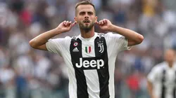 De volea, Pjanic castigó a la Lazio y puso en ventaja a la Juventus