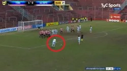 Rodrigo Díaz y un tiro libre genial.