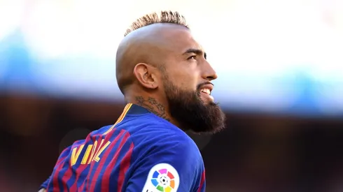 Arturo Vidal sale al campo en el Trofeo Joan Gamper contra Boca (Foto: Getty).