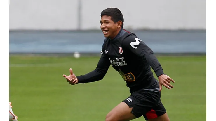 Desde el país azteca ya consideran que Flores jugará en el Morelia.