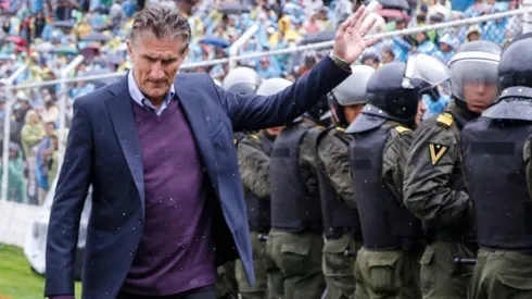 Bauza y un palito al entrenador de River