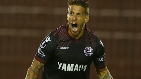 El argentino aguarda por la habilitación de la FPF para que la "U" confirme su contratación.